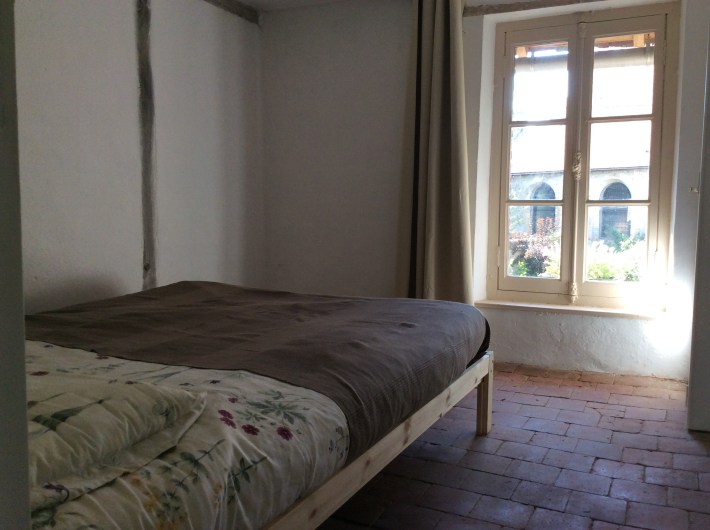 Chambre double à l'étage